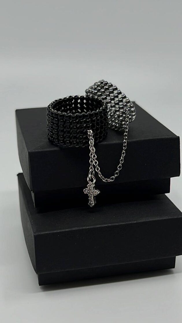 BLACK GLANCE + GRAPHIT with Cross