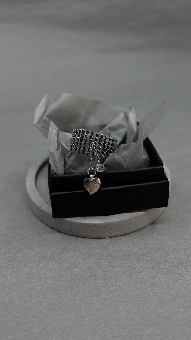 GRAPHIT with Heart & Small Stone