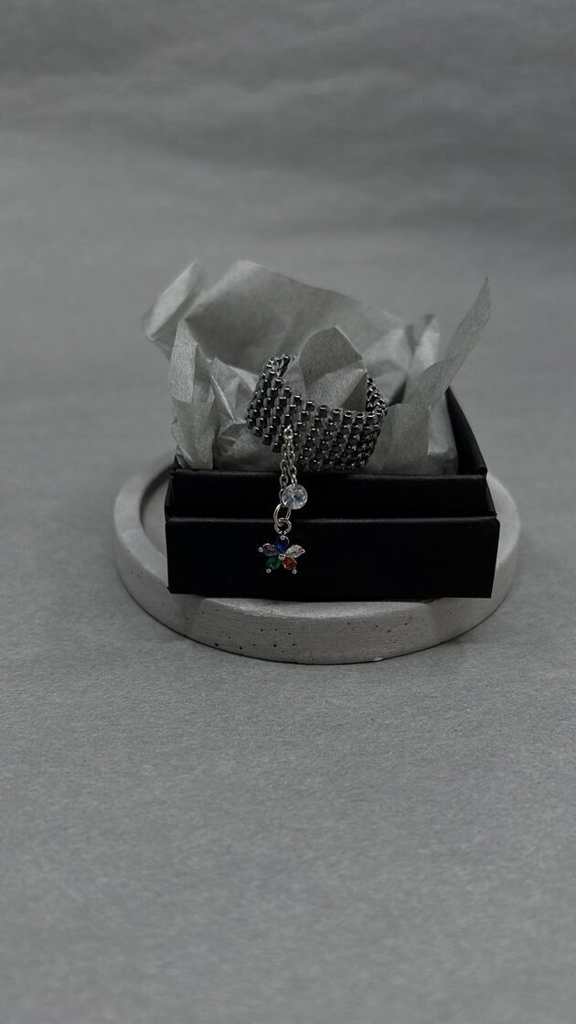 GRAPHIT with Painted Flower & Small Stone