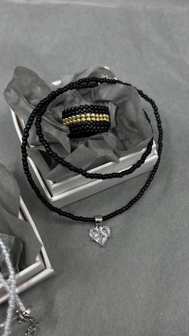 Gredzens Black Glance with Gold