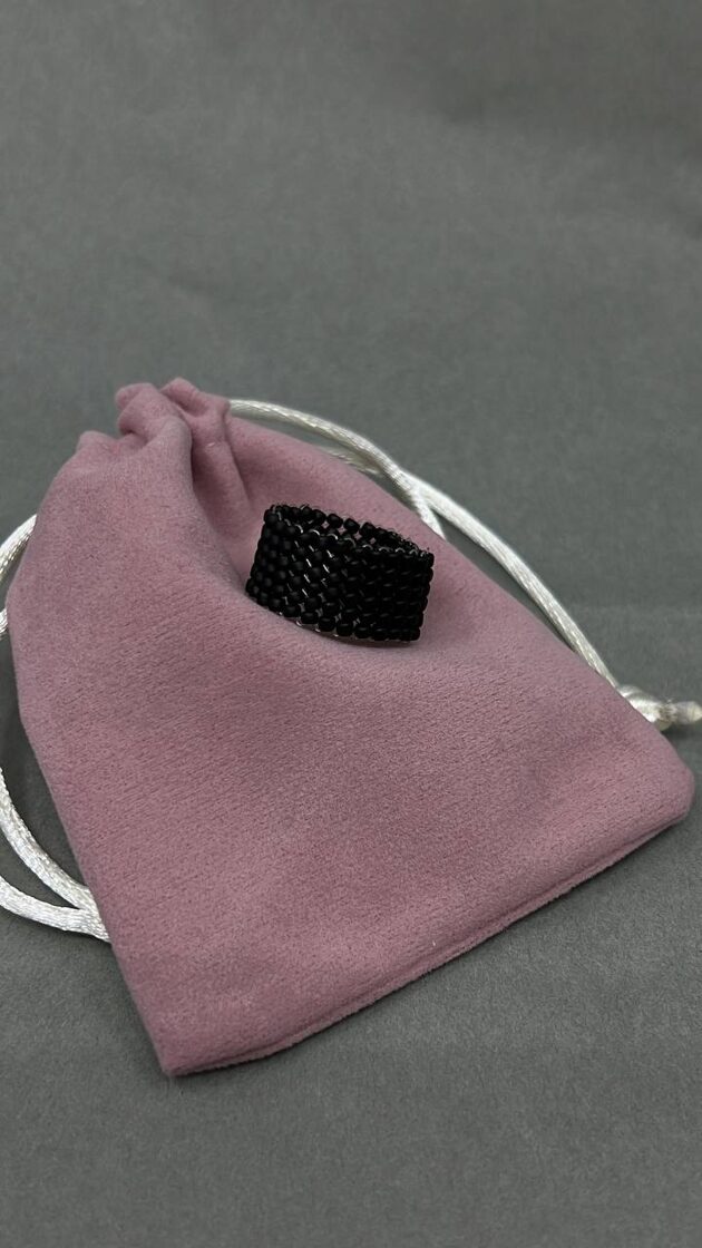 [RING11] Gredzens Black Glance